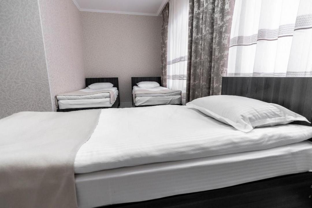 Mixx Hotel Karakol Dış mekan fotoğraf